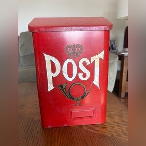 Vintage Red Swedish AB JOHANSSON & HÄLLGREN Wall Mount Post Box Mailbox Metal
